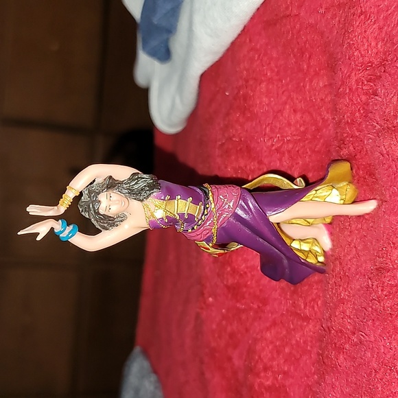 Papo Spanish Dancer Figure - Picture 2 of 5